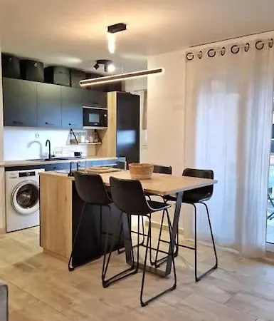 Daire Moderne T2 Centre-60m2! Hyères