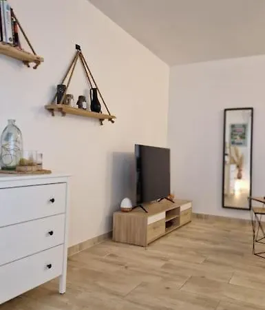 Moderne T2 Centre-60m2! Daire Hyères